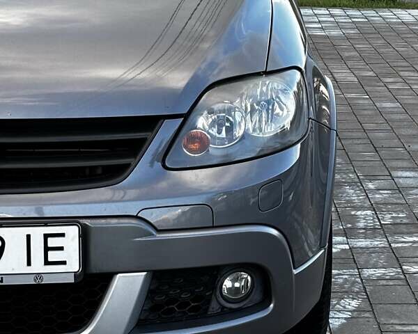 Серый Фольксваген Гольф Плюс, объемом двигателя 1.6 л и пробегом 223 тыс. км за 7499 $, фото 42 на Automoto.ua