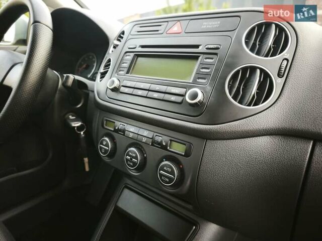 Серый Фольксваген Гольф Плюс, объемом двигателя 1.6 л и пробегом 163 тыс. км за 6900 $, фото 63 на Automoto.ua