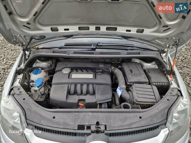 Фольксваген Гольф Плюс 2007 в Луцке на Automoto.ua Серый Фольксваген Гольф Плюс, объемом двигателя 1.6 л и пробегом 200 тыс. км за 5700 $, фото 47 на Automoto.ua