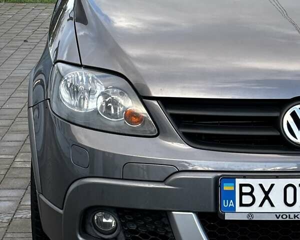 Серый Фольксваген Гольф Плюс, объемом двигателя 1.6 л и пробегом 223 тыс. км за 7499 $, фото 41 на Automoto.ua