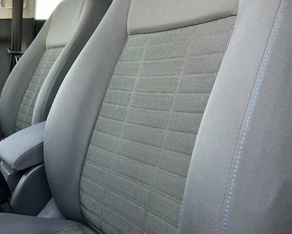 Сірий Фольксваген Golf Plus, об'ємом двигуна 1.6 л та пробігом 230 тис. км за 6650 $, фото 25 на Automoto.ua