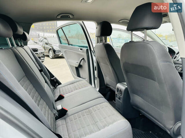 Серый Фольксваген Гольф Плюс, объемом двигателя 1.6 л и пробегом 183 тыс. км за 7200 $, фото 17 на Automoto.ua