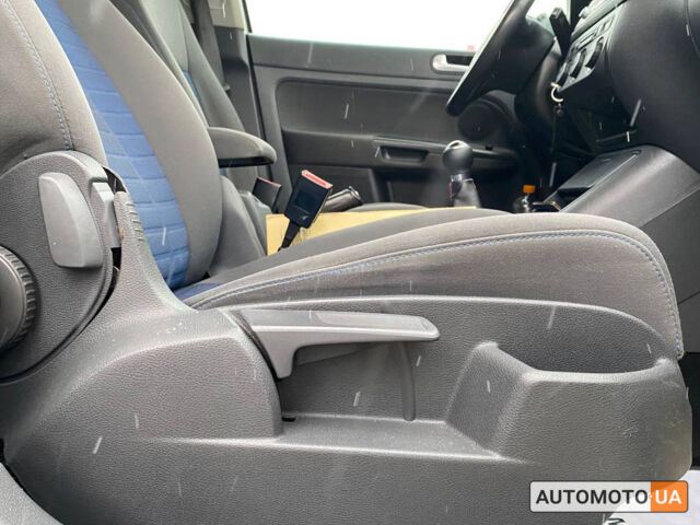 Серый Фольксваген Гольф Плюс, объемом двигателя 1.4 л и пробегом 227 тыс. км за 6300 $, фото 21 на Automoto.ua