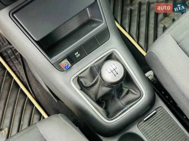 Серый Фольксваген Гольф Плюс, объемом двигателя 1.6 л и пробегом 183 тыс. км за 7200 $, фото 30 на Automoto.ua