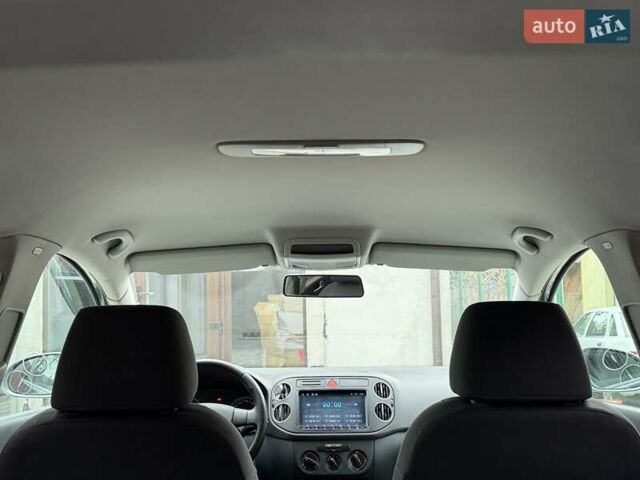 Сірий Фольксваген Golf Plus, об'ємом двигуна 1.9 л та пробігом 241 тис. км за 6600 $, фото 32 на Automoto.ua