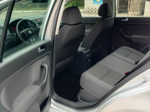 Сірий Фольксваген Golf Plus, об'ємом двигуна 1.6 л та пробігом 183 тис. км за 6600 $, фото 10 на Automoto.ua