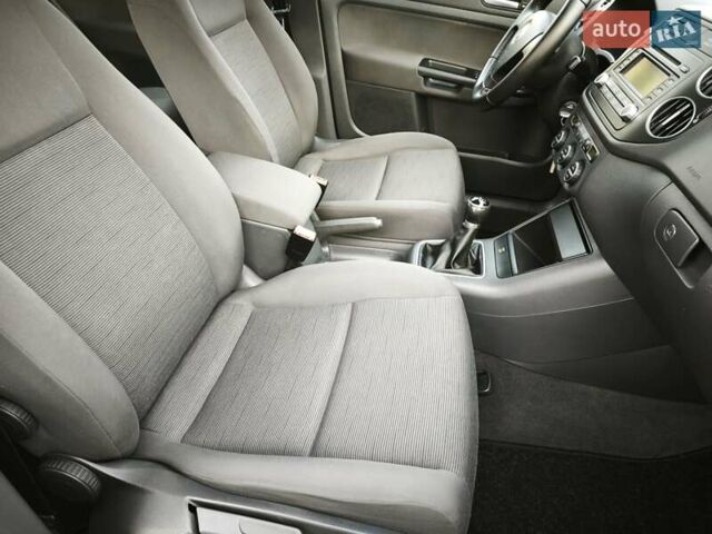 Серый Фольксваген Гольф Плюс, объемом двигателя 1.6 л и пробегом 163 тыс. км за 6900 $, фото 58 на Automoto.ua