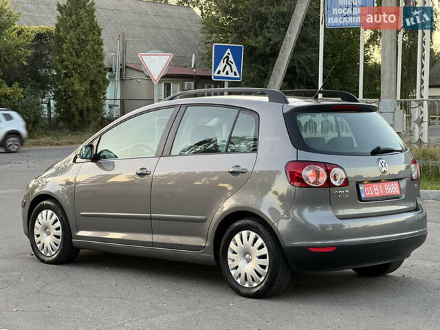 Сірий Фольксваген Golf Plus, об'ємом двигуна 1.6 л та пробігом 230 тис. км за 6650 $, фото 15 на Automoto.ua