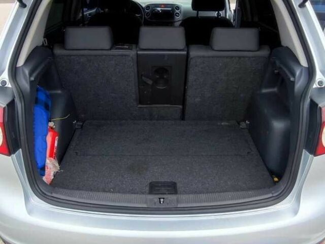 Фольксваген Гольф Плюс 2007 в Чернигове на Automoto.ua Серый Фольксваген Гольф Плюс, объемом двигателя 1.6 л и пробегом 240 тыс. км за 5999 $, фото 9 на Automoto.ua