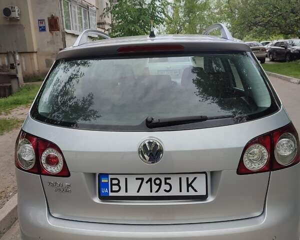 Серый Фольксваген Гольф Плюс, объемом двигателя 1.4 л и пробегом 193 тыс. км за 6400 $, фото 7 на Automoto.ua
