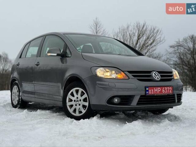 Сірий Фольксваген Golf Plus, об'ємом двигуна 1.6 л та пробігом 185 тис. км за 6290 $, фото 7 на Automoto.ua