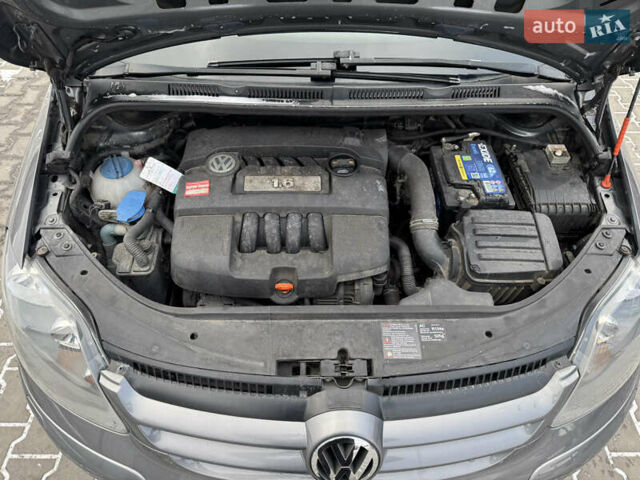 Серый Фольксваген Гольф Плюс, объемом двигателя 1.6 л и пробегом 192 тыс. км за 6200 $, фото 62 на Automoto.ua