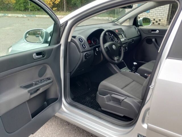 Сірий Фольксваген Golf Plus, об'ємом двигуна 1.6 л та пробігом 183 тис. км за 6600 $, фото 9 на Automoto.ua