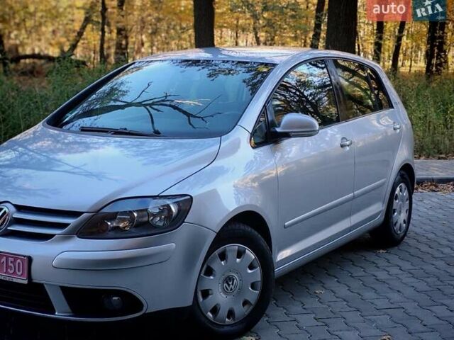 Серый Фольксваген Гольф Плюс, объемом двигателя 1.6 л и пробегом 181 тыс. км за 5599 $, фото 34 на Automoto.ua