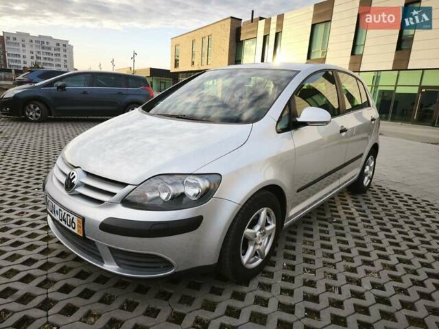 Серый Фольксваген Гольф Плюс, объемом двигателя 1.6 л и пробегом 163 тыс. км за 6900 $, фото 10 на Automoto.ua