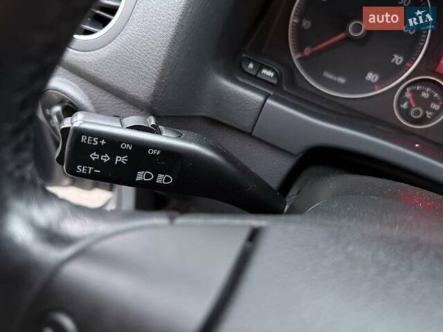 Сірий Фольксваген Golf Plus, об'ємом двигуна 1.39 л та пробігом 266 тис. км за 7150 $, фото 28 на Automoto.ua