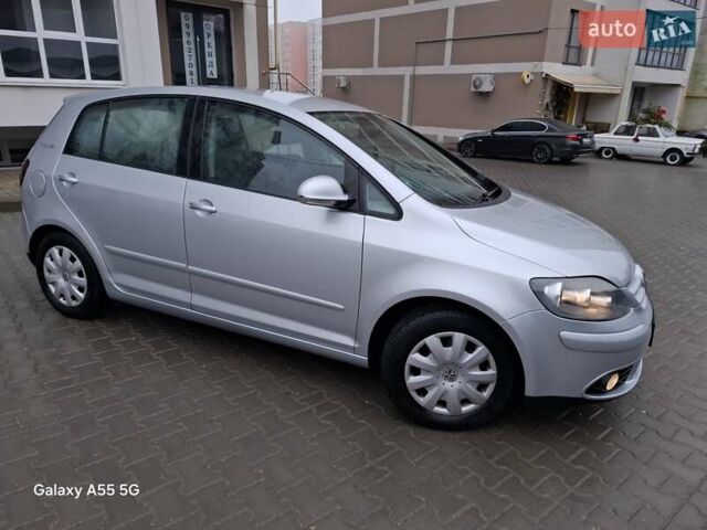 Сірий Фольксваген Golf Plus, об'ємом двигуна 1.41 л та пробігом 224 тис. км за 5850 $, фото 35 на Automoto.ua