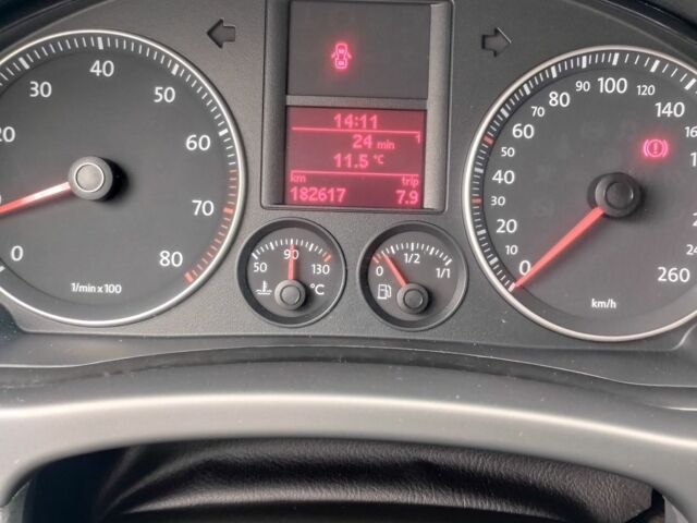 Сірий Фольксваген Golf Plus, об'ємом двигуна 1.6 л та пробігом 183 тис. км за 6600 $, фото 17 на Automoto.ua