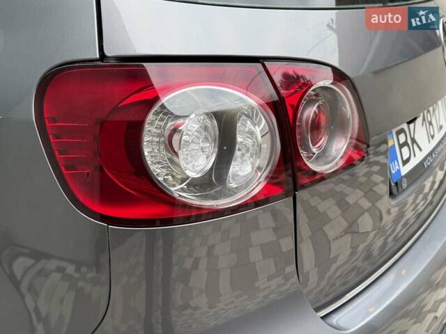 Сірий Фольксваген Golf Plus, об'ємом двигуна 1.9 л та пробігом 241 тис. км за 6600 $, фото 30 на Automoto.ua