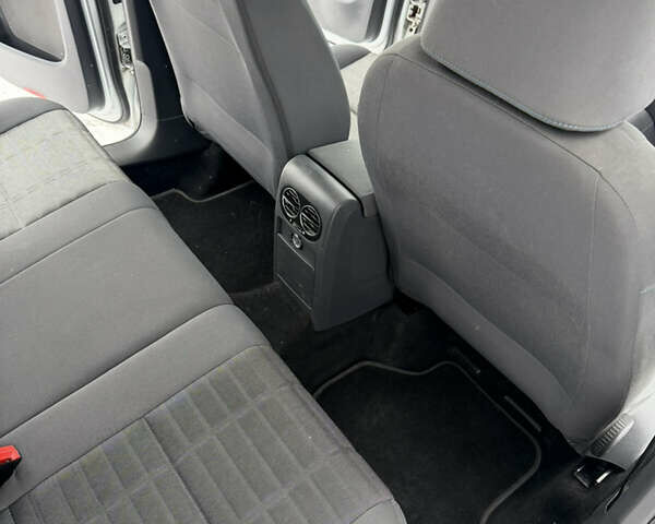 Сірий Фольксваген Golf Plus, об'ємом двигуна 1.6 л та пробігом 224 тис. км за 6550 $, фото 32 на Automoto.ua