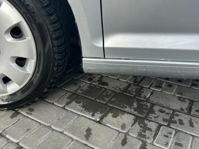 Серый Фольксваген Гольф Плюс, объемом двигателя 1.6 л и пробегом 198 тыс. км за 5800 $, фото 10 на Automoto.ua