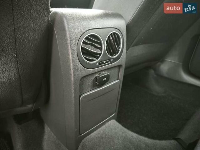 Серый Фольксваген Гольф Плюс, объемом двигателя 1.6 л и пробегом 163 тыс. км за 6900 $, фото 52 на Automoto.ua