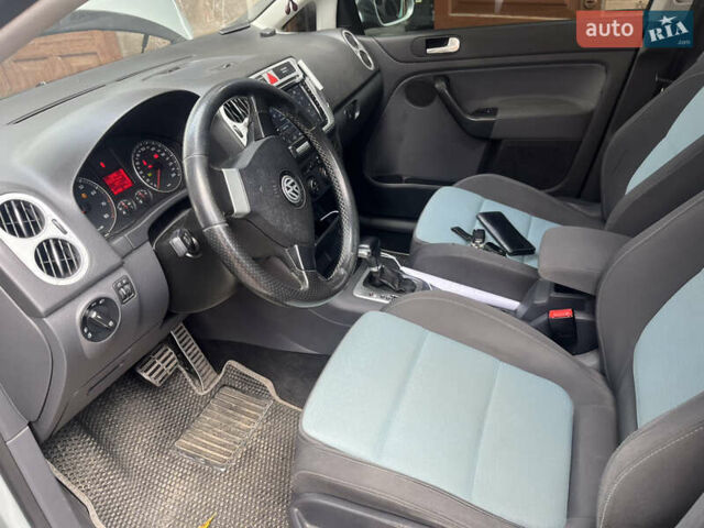 Сірий Фольксваген Golf Plus, об'ємом двигуна 1.6 л та пробігом 253 тис. км за 9800 $, фото 12 на Automoto.ua