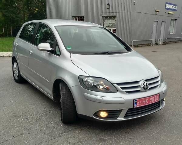 Сірий Фольксваген Golf Plus, об'ємом двигуна 1.6 л та пробігом 183 тис. км за 6600 $, фото 5 на Automoto.ua
