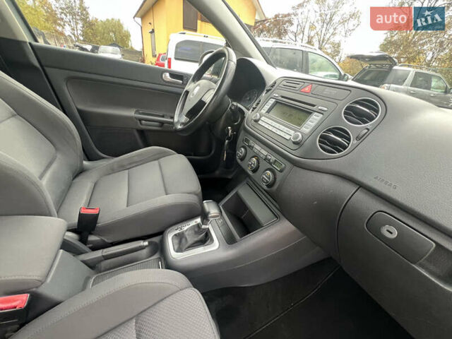 Серый Фольксваген Гольф Плюс, объемом двигателя 1.6 л и пробегом 220 тыс. км за 6599 $, фото 16 на Automoto.ua