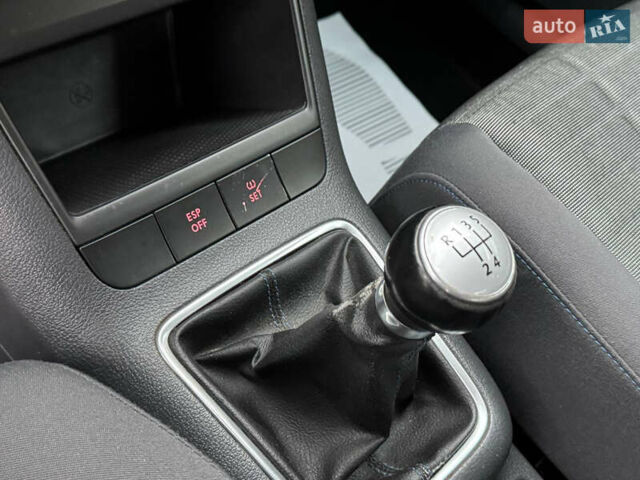 Серый Фольксваген Гольф Плюс, объемом двигателя 1.6 л и пробегом 220 тыс. км за 6190 $, фото 51 на Automoto.ua