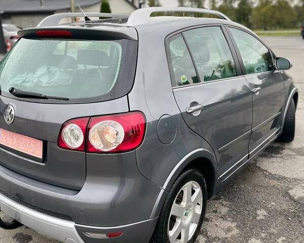 Серый Фольксваген Гольф Плюс, объемом двигателя 0 л и пробегом 157 тыс. км за 7900 $, фото 6 на Automoto.ua