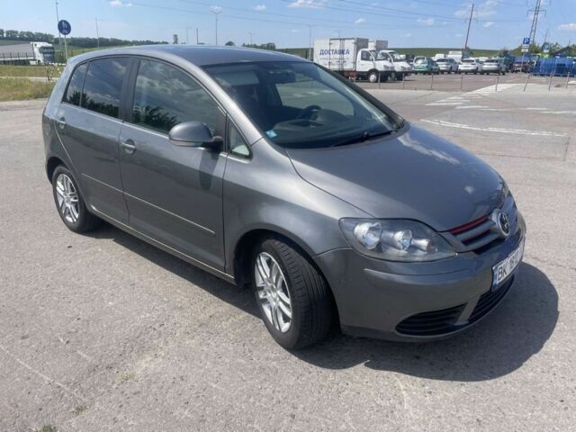 Серый Фольксваген Гольф Плюс, объемом двигателя 1.9 л и пробегом 240 тыс. км за 6500 $, фото 1 на Automoto.ua
