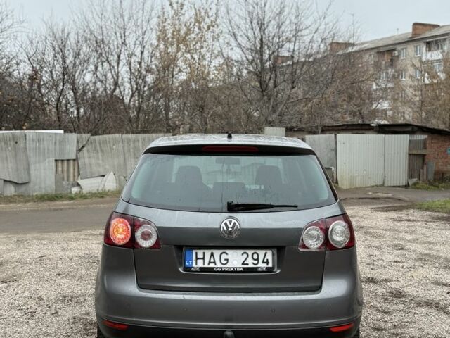 Серый Фольксваген Гольф Плюс, объемом двигателя 1.9 л и пробегом 310 тыс. км за 3100 $, фото 7 на Automoto.ua