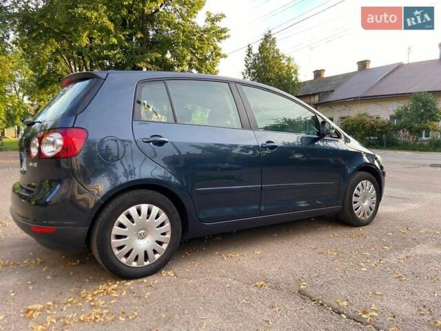 Серый Фольксваген Гольф Плюс, объемом двигателя 1.6 л и пробегом 197 тыс. км за 6300 $, фото 6 на Automoto.ua