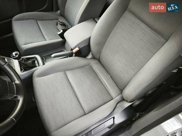 Серый Фольксваген Гольф Плюс, объемом двигателя 1.6 л и пробегом 163 тыс. км за 6900 $, фото 40 на Automoto.ua