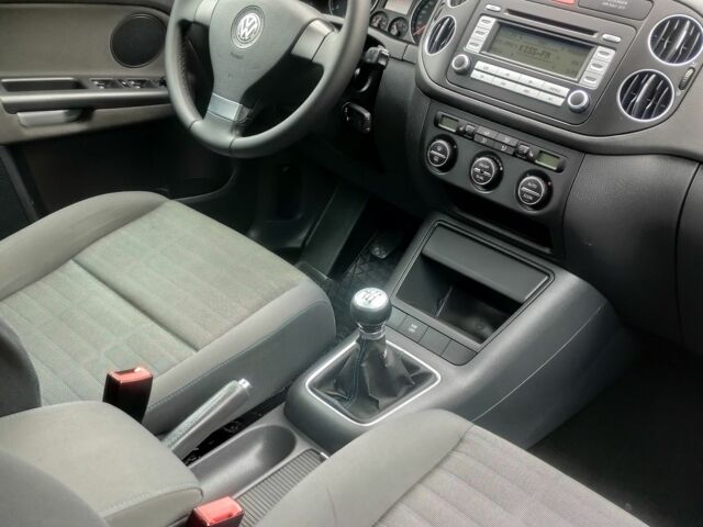 Сірий Фольксваген Golf Plus, об'ємом двигуна 1.6 л та пробігом 183 тис. км за 6600 $, фото 22 на Automoto.ua