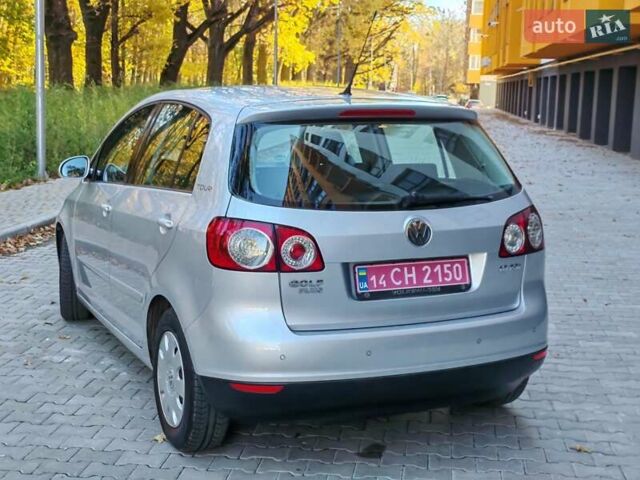 Серый Фольксваген Гольф Плюс, объемом двигателя 1.6 л и пробегом 181 тыс. км за 5599 $, фото 26 на Automoto.ua