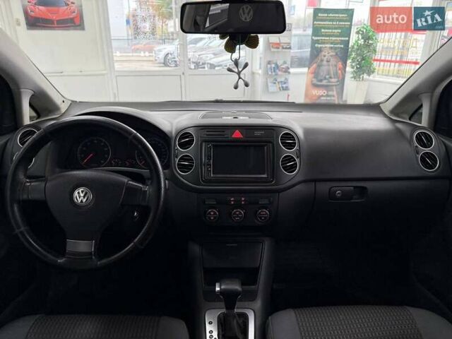 Серый Фольксваген Гольф Плюс, объемом двигателя 1.6 л и пробегом 283 тыс. км за 6490 $, фото 23 на Automoto.ua