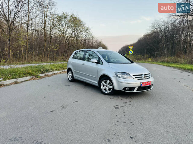 Серый Фольксваген Гольф Плюс, объемом двигателя 1.6 л и пробегом 180 тыс. км за 5699 $, фото 11 на Automoto.ua