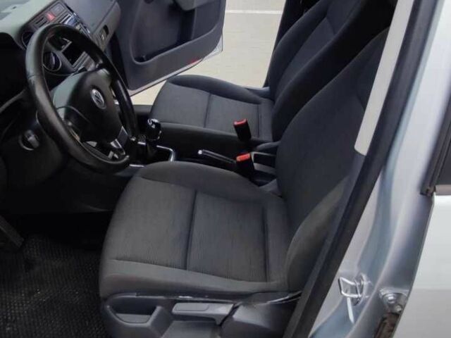 Фольксваген Гольф Плюс 2007 в Чернигове на Automoto.ua Серый Фольксваген Гольф Плюс, объемом двигателя 1.6 л и пробегом 240 тыс. км за 5999 $, фото 3 на Automoto.ua