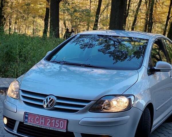 Серый Фольксваген Гольф Плюс, объемом двигателя 1.6 л и пробегом 181 тыс. км за 5599 $, фото 29 на Automoto.ua