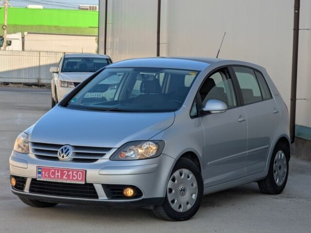 Серый Фольксваген Гольф Плюс, объемом двигателя 1.6 л и пробегом 181 тыс. км за 5550 $, фото 3 на Automoto.ua