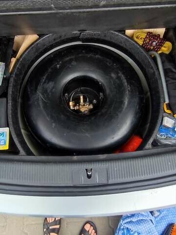 Серый Фольксваген Гольф Плюс, объемом двигателя 1.6 л и пробегом 240 тыс. км за 5999 $, фото 1 на Automoto.ua