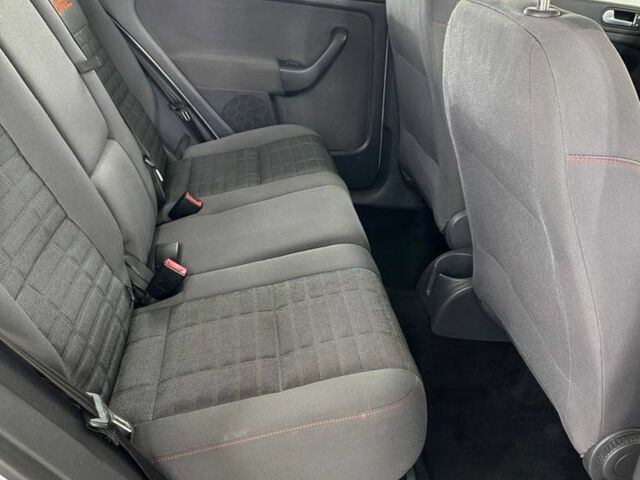 Сірий Фольксваген Golf Plus, об'ємом двигуна 1.6 л та пробігом 237 тис. км за 6000 $, фото 12 на Automoto.ua