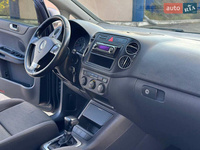 Фольксваген Гольф Плюс 2007 в Днепре (Днепропетровске) на Automoto.ua Серый Фольксваген Гольф Плюс, объемом двигателя 1.6 л и пробегом 233 тыс. км за 7299 $, фото 22 на Automoto.ua