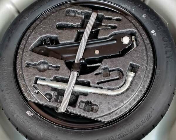 Сірий Фольксваген Golf Plus, об'ємом двигуна 1.6 л та пробігом 184 тис. км за 6650 $, фото 13 на Automoto.ua