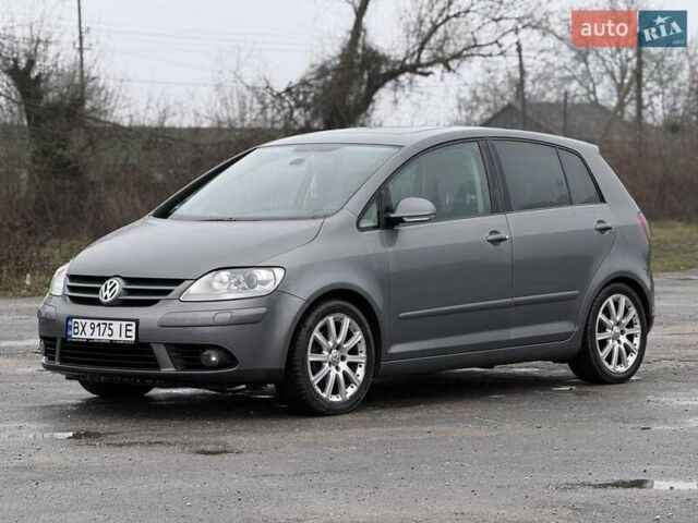 Сірий Фольксваген Golf Plus, об'ємом двигуна 1.39 л та пробігом 266 тис. км за 7150 $, фото 7 на Automoto.ua