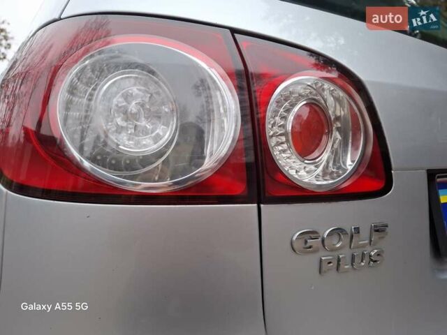 Серый Фольксваген Гольф Плюс, объемом двигателя 1.4 л и пробегом 222 тыс. км за 5850 $, фото 35 на Automoto.ua