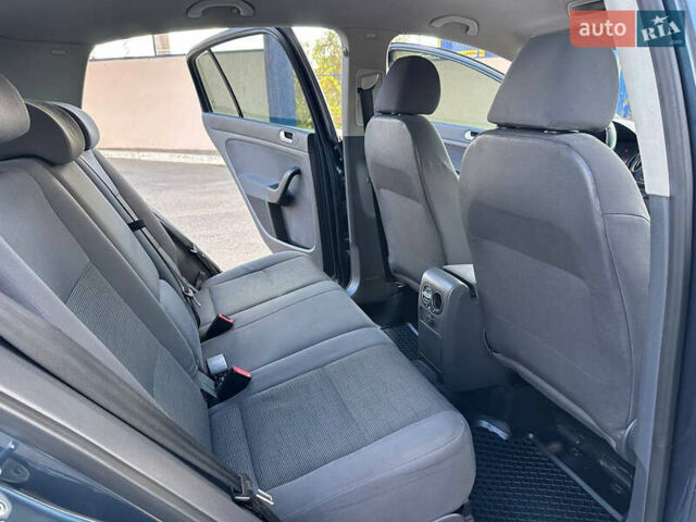 Фольксваген Гольф Плюс 2007 в Днепре (Днепропетровске) на Automoto.ua Серый Фольксваген Гольф Плюс, объемом двигателя 1.6 л и пробегом 233 тыс. км за 7299 $, фото 27 на Automoto.ua