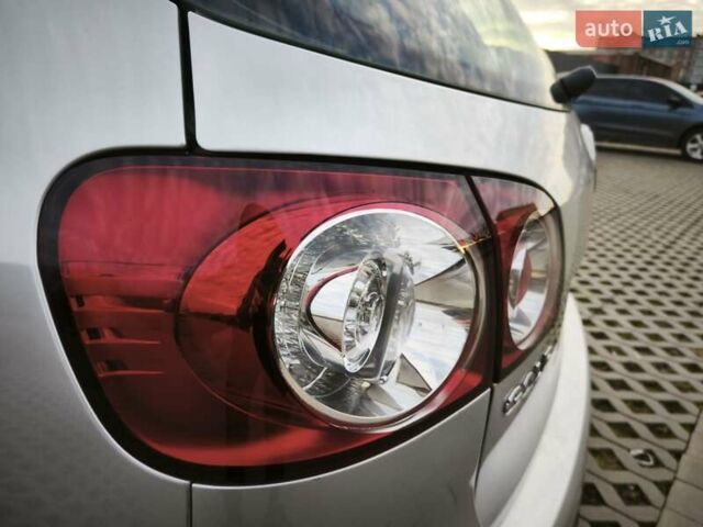 Серый Фольксваген Гольф Плюс, объемом двигателя 1.6 л и пробегом 163 тыс. км за 6900 $, фото 27 на Automoto.ua